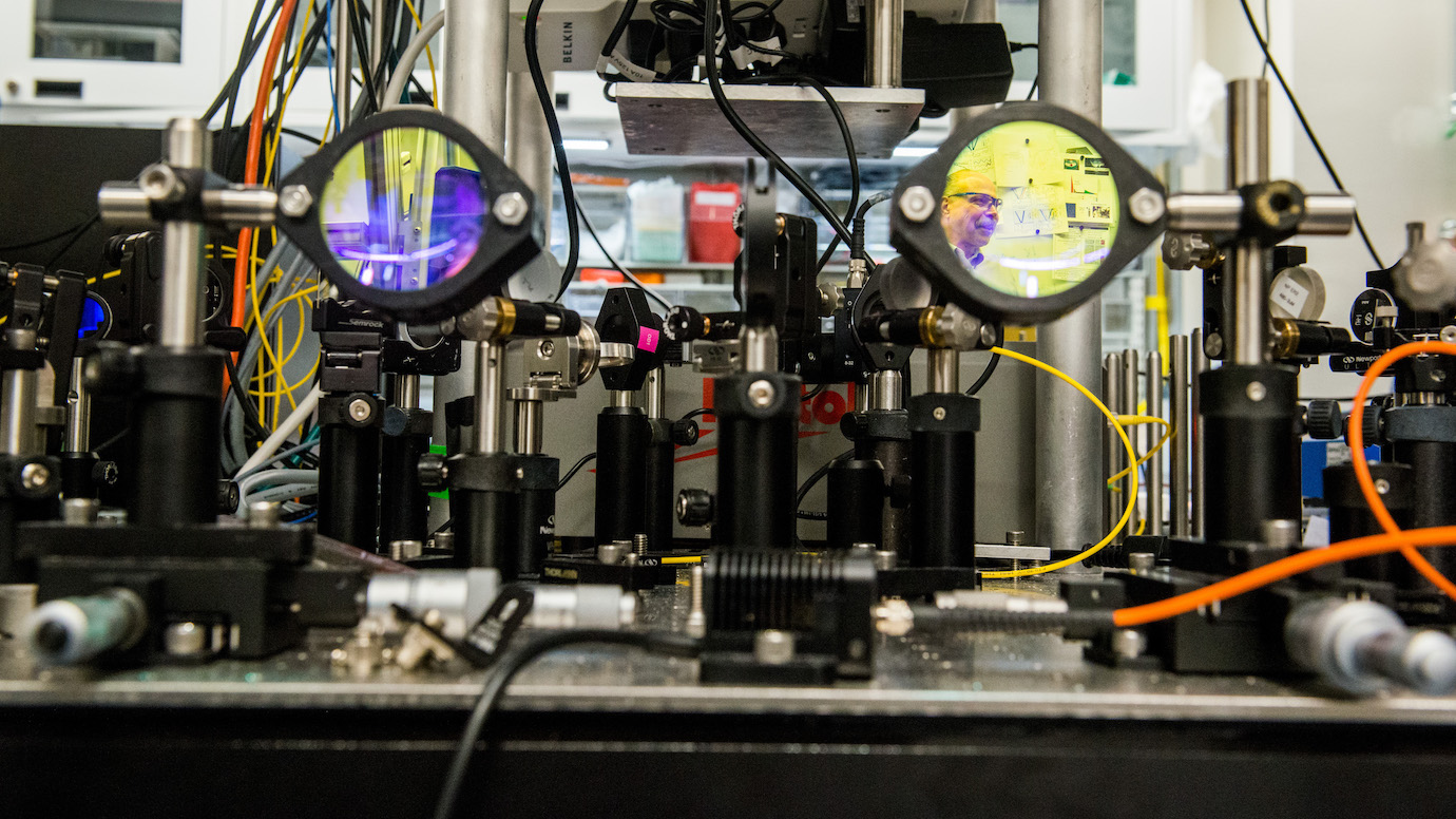 The Pritzker School Of Molecular Engineering Celebrates First Class Of Quantum Phd Graduates 