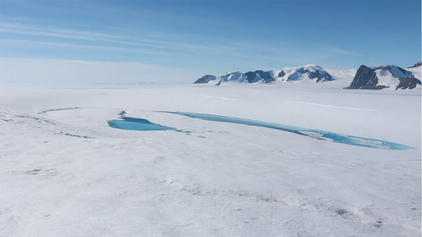 Evidence shows that meltwater is causing ice shelves in Antarctica to fracture, scientists report