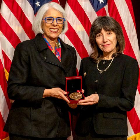 Prof. Wendy Freedman receives the National Medal of Science