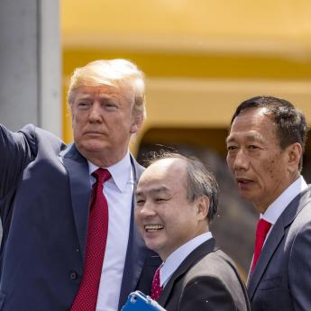 In Wisconsin visit, Trump praises Foxconn factory and again warns Harley-Davidson