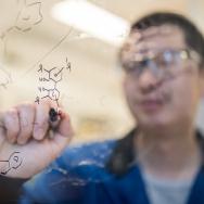 Drawing chemical bonds on clear glass